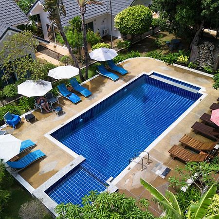 Blue Palm Kata Resort Buitenkant foto