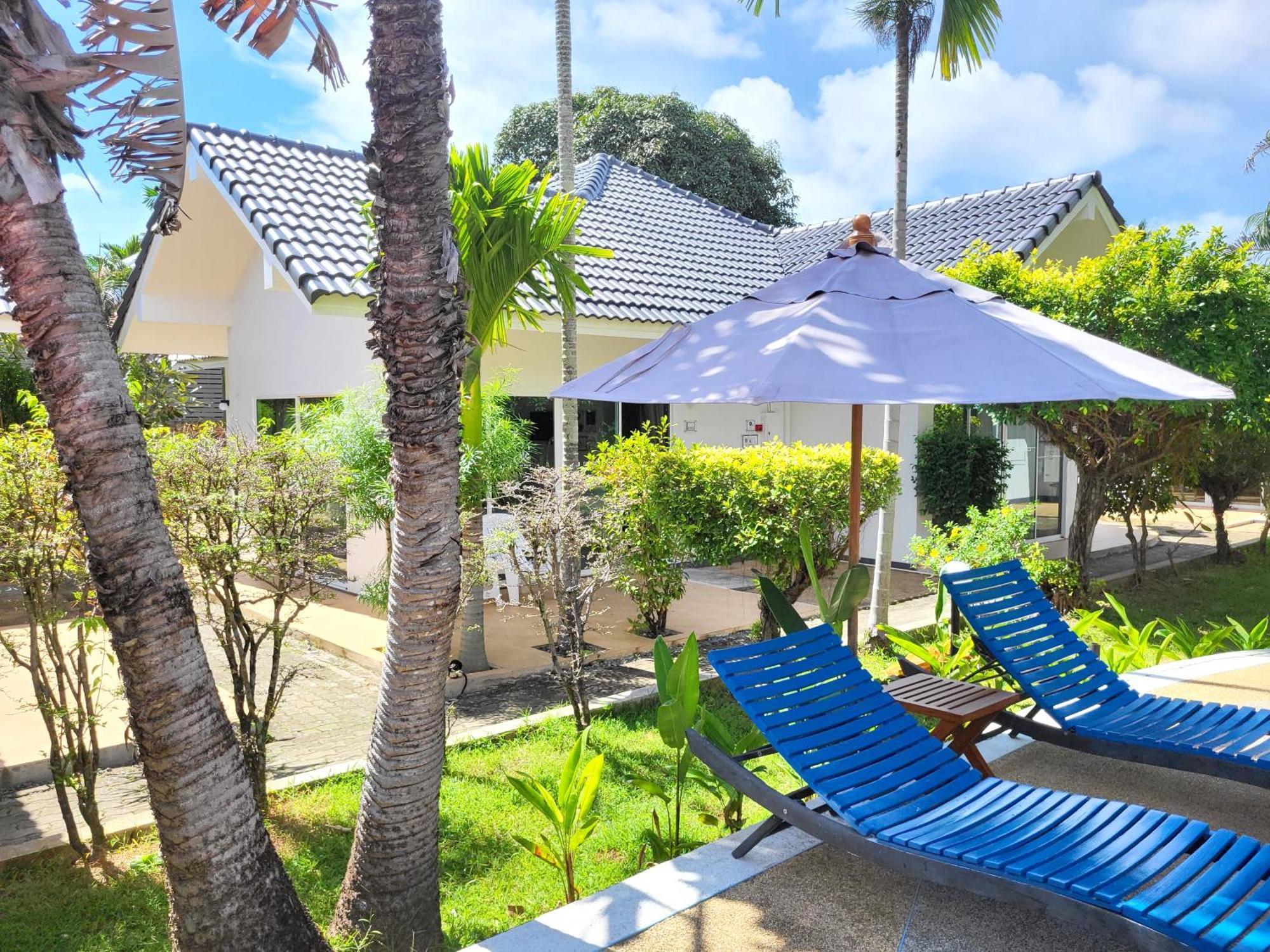 Blue Palm Kata Resort Buitenkant foto