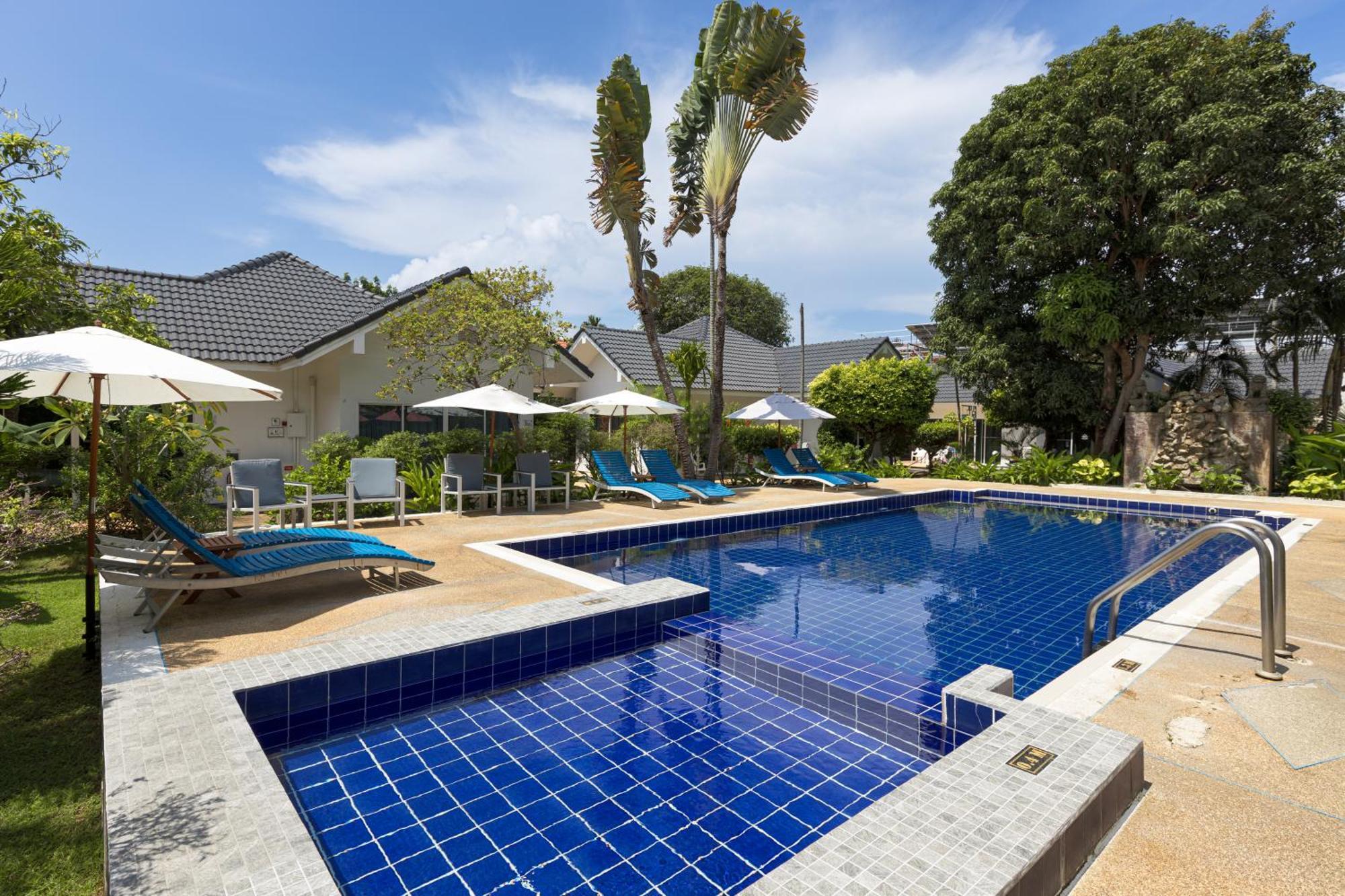 Blue Palm Kata Resort Buitenkant foto